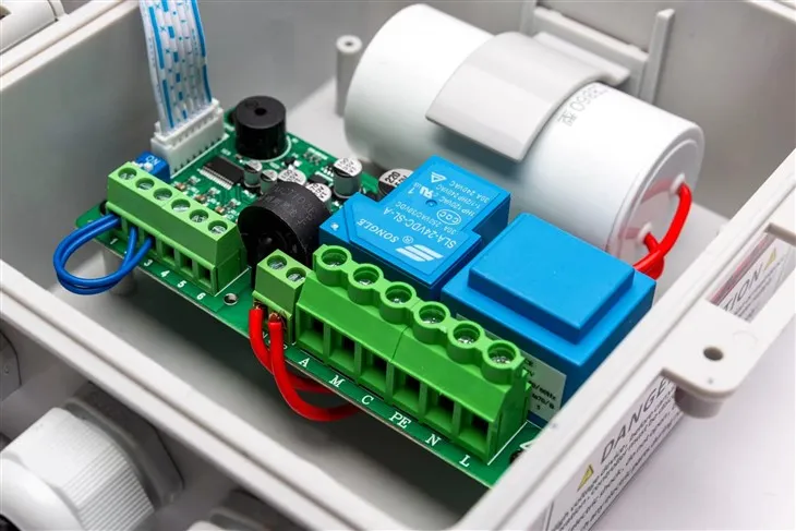 Single Phase Motor Protector Box